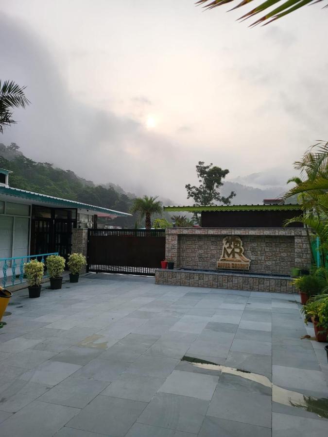 Mr River Resort - Mohanchatti Rishīkesh Buitenkant foto