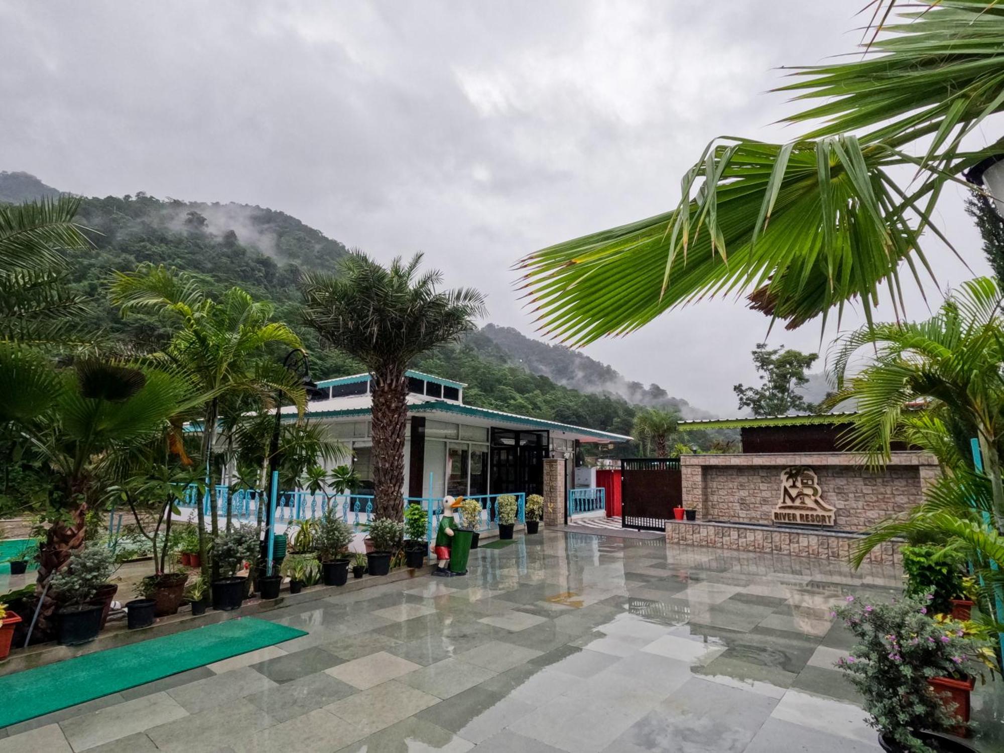 Mr River Resort - Mohanchatti Rishīkesh Buitenkant foto